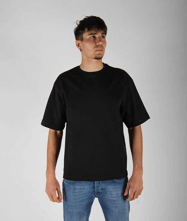 t-shirt OVER nero