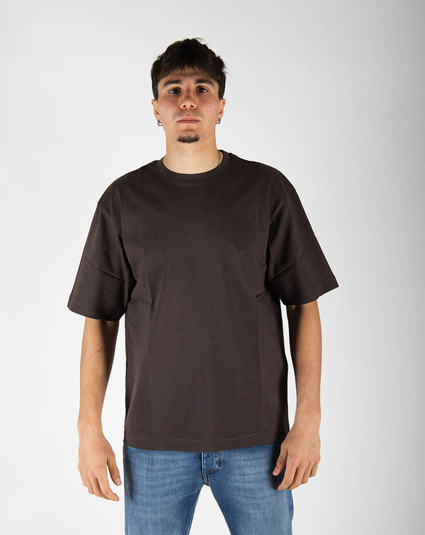 t-shirt OVER marrone