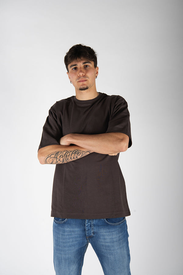 t-shirt OVER marrone