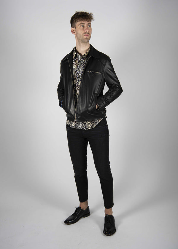 OUTFIT 16