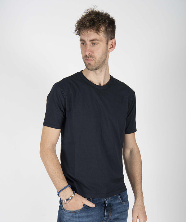 t-shirt TAGLIO blu