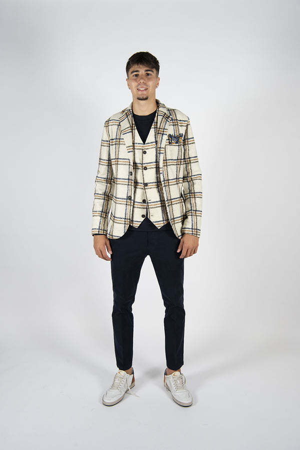 OUTFIT 6
