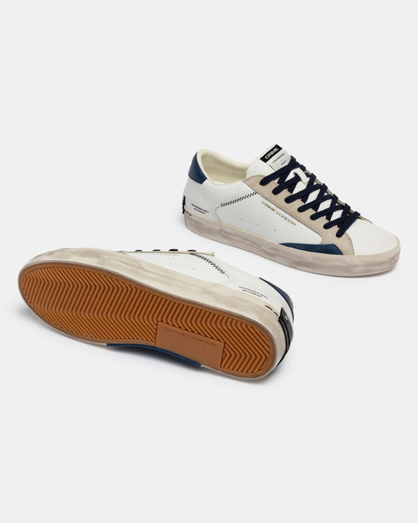 DISTRESSED navy blue