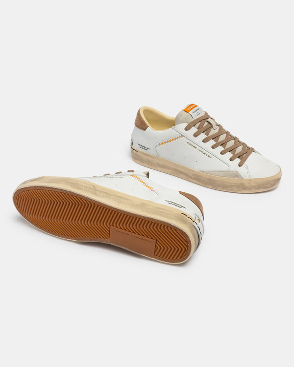 DISTRESSED saddle brown