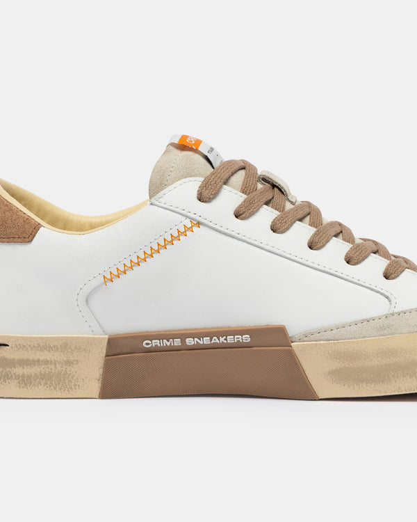 DISTRESSED saddle brown